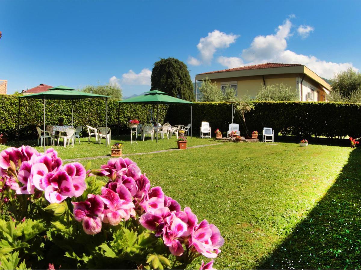 Villa Chiara Affitta Camere Carrara Luaran gambar
